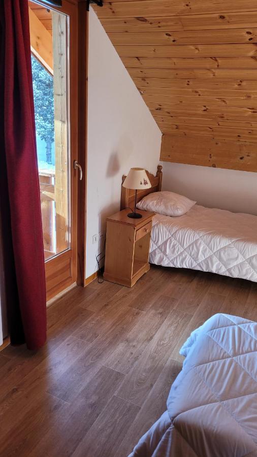 Chalet By Sophie Superdevoluy Avec Piscine Luaran gambar